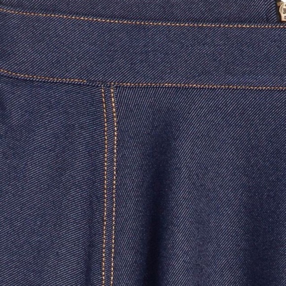 ❤️ 🆕 H&M Short skater skirt blue small soft fabric 🔥✨🔥 - Picture 3 of 8